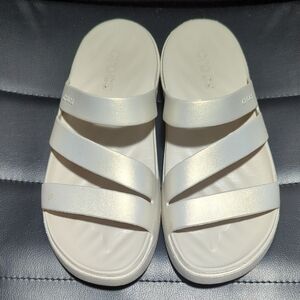 CROCS Women's Cream Slide Sandals